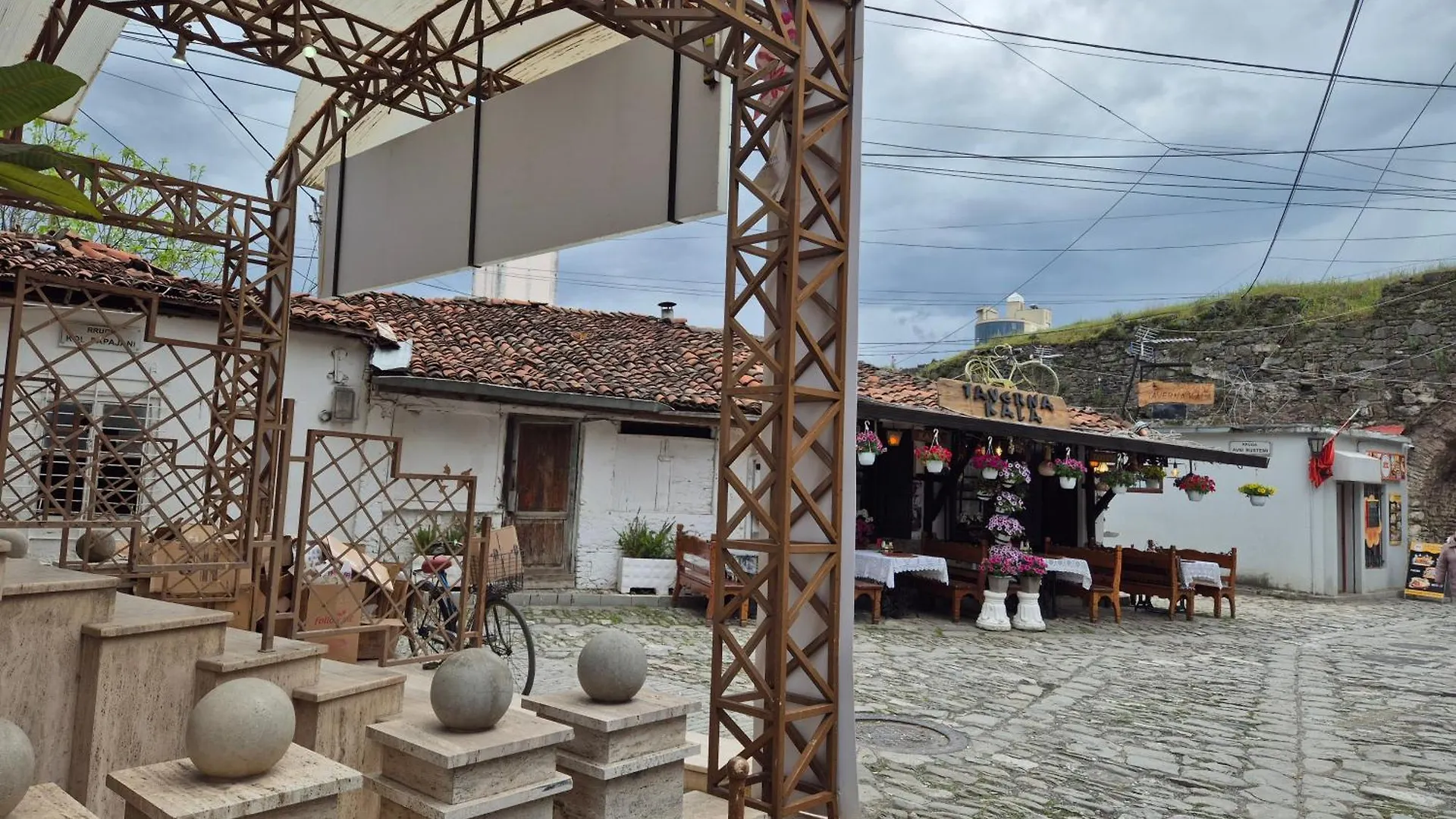 Kurmaku'S Guesthouse Elbasan 0*,  Albania