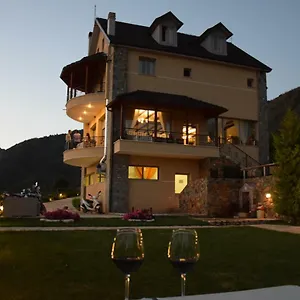 4* Hotel Sofra E Shpatit